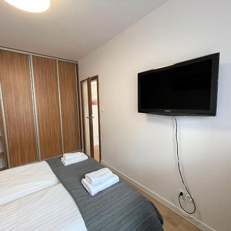 Al-Dom Apartament Ogrodowa Bocianie Gniazdo Z Garazem Колобжег Экстерьер фото