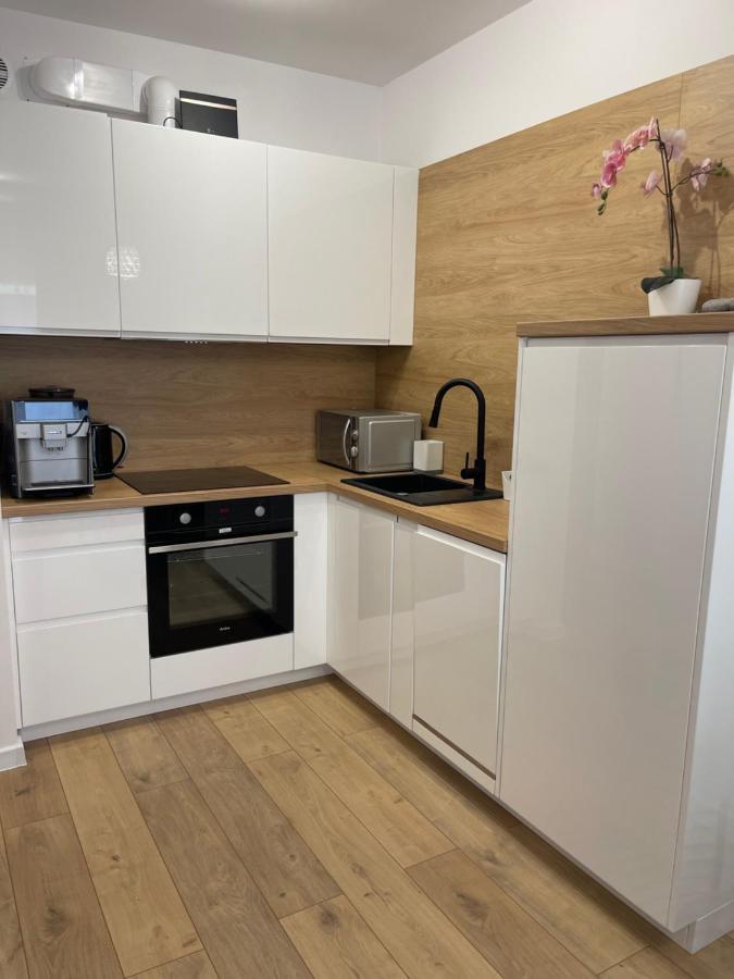 Al-Dom Apartament Ogrodowa Bocianie Gniazdo Z Garazem Колобжег Экстерьер фото